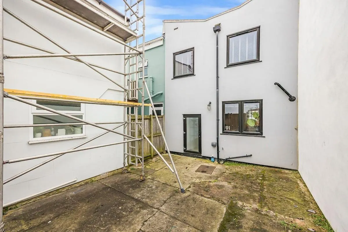 Holiday home Quaint Mews House In Tivoli Villa Cheltenham
